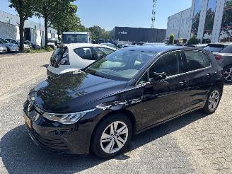 Volkswagen Golf 1.0 TSI Life picture 2