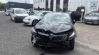 Damaged car Renault Clio E-TECH HYBRID  ESPRIT ALPINE 2024/7