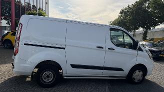 Ford Transit Custom CUSTOM 280 2.0 TDCI L1H1 Trend MOTORSCHADE picture 9