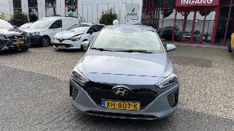 Coche accidentado Hyundai Ioniq COMFORT EV 2018/12