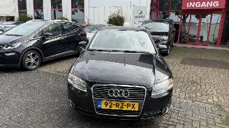 Voiture accidenté Audi A4 2.0 PRO LINE GEEN SCHADE 2005/10