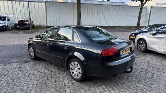 Audi A4 2.0 PRO LINE GEEN SCHADE picture 4