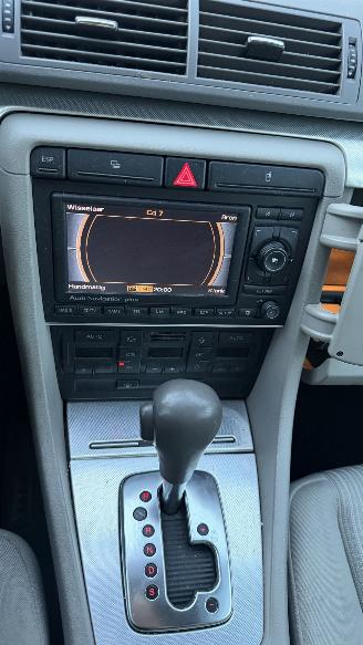 Audi A4 2.0 PRO LINE GEEN SCHADE picture 13