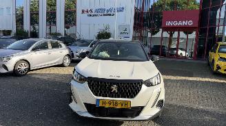 Coche accidentado Peugeot 2008 1.2 PURETECH GT-LINE 2020/5