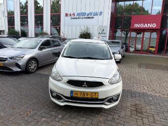 Coche accidentado Mitsubishi Space-star Space Star (A0), Hatchback, 2012 1.0 12V 2020/2