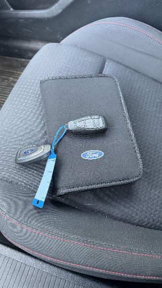 Ford Focus 1.0 EcoBoost picture 16