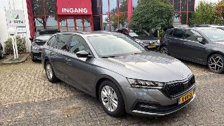 Skoda Octavia 1.0 TSI GREENTECH SPORT BUSINESS picture 8