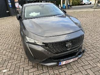 damaged passenger cars Peugeot 308 SW. 1.2 - 96 Kw Automaat  . Nieuwste model  ! 2023/5