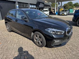 Voiture accidenté BMW 1-serie 118 I  Automaat  Advance 2024/4