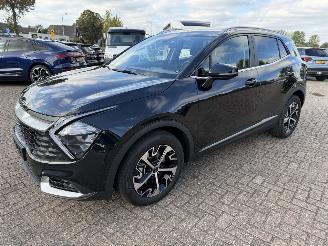 krockskadad bil auto Kia Sportage 1.6 - 118 Kw Benzine -E-Hybride 2025/7
