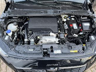 Peugeot 208 1.2 -74 Kw Allure picture 19