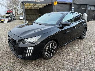 Unfallwagen Peugeot 208 1.2 -74 Kw Allure 2024/9