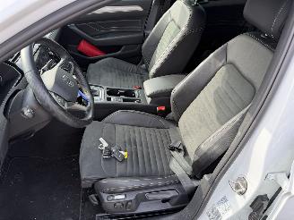 Volkswagen Passat Variant GTE picture 25