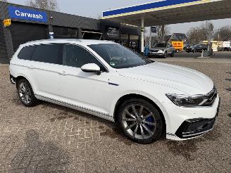 Volkswagen Passat Variant GTE picture 3