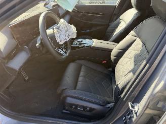 BMW 5-serie 520 D Touring New Model M-Sport picture 24