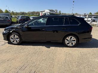 Volkswagen Golf Variant 1.5 eTSi 110 Kw  DSG Style picture 12