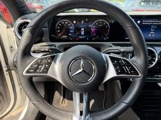 Mercedes A-klasse 180 Business Automaat picture 32
