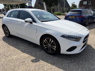 Vaurioauto  passenger cars Mercedes A-klasse 180 Business Automaat 2023/1