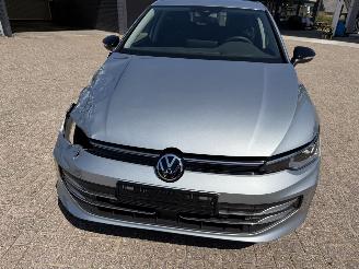 Volkswagen Golf 1.5. eTSI. 110 Kw DSG. Goal picture 5
