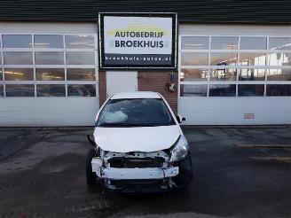 Sloopauto Toyota Yaris Yaris III (P13), Hatchback, 2010 / 2020 1.33 16V Dual VVT-I 2013/5