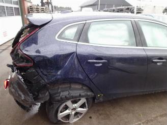 Volvo V-40 V40 (MV), Hatchback 5-drs, 2012 / 2019 2.0 D2 16V picture 5