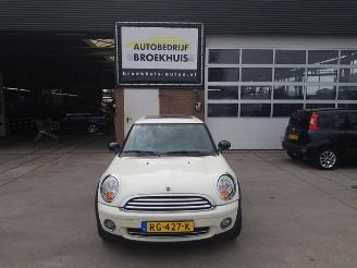 Vrakbiler auto Mini Cooper S Mini (R56), Hatchback, 2006 / 2013 1.4 16V One 2007/8