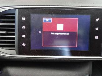 Peugeot 308  picture 11