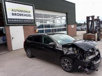 Vrakbiler auto Peugeot 308  2017/4