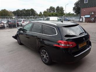 Peugeot 308  picture 4