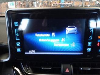 Toyota C-HR C-HR (X1,X5), SUV, 2016 1.8 16V Hybrid picture 25