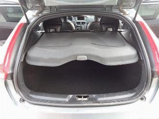 Volvo V-40 V40 (MV), Hatchback 5-drs, 2012 / 2019 2.0 D4 16V picture 19