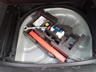 Volvo V-40 V40 (MV), Hatchback 5-drs, 2012 / 2019 2.0 D4 16V picture 21