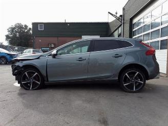 Volvo V-40 V40 (MV), Hatchback 5-drs, 2012 / 2019 2.0 D4 16V picture 4