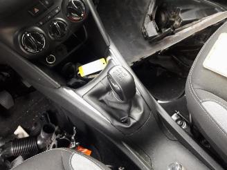 Peugeot 208 208 I (CA/CC/CK/CL), Hatchback, 2012 / 2019 1.2 Vti 12V PureTech 82 picture 7