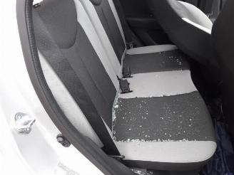 Toyota Aygo Aygo (B40), Hatchback, 2014 1.0 12V VVT-i picture 15