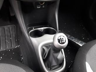 Toyota Aygo Aygo (B40), Hatchback, 2014 1.0 12V VVT-i picture 12