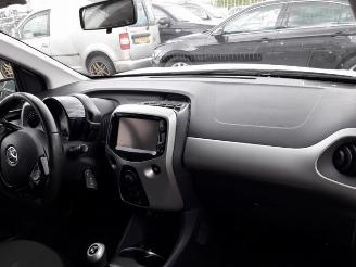 Toyota Aygo Aygo (B40), Hatchback, 2014 1.0 12V VVT-i picture 8