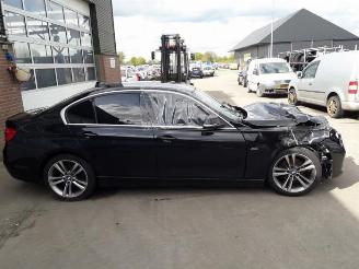 BMW 3-serie 3 serie (F30), Sedan, 2011 / 2018 320d 2.0 16V EfficientDynamicsEdition picture 4