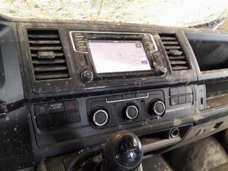 Volkswagen Transporter Transporter T6, Van, 2015 2.0 TDI picture 16