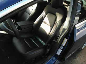 Tesla Model 3 Model 3, Sedan, 2017 Long Range AWD 75 kWh picture 12