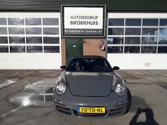 Coche siniestrado Porsche 911 911 (997), Cabrio, 2005 / 2012 3.8 24V Carrera S 2005/7