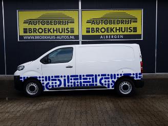 Peugeot Expert 1.5 BlueHDI 100 Standard Premium picture 2