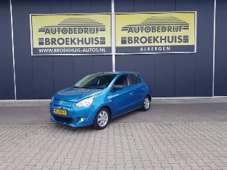 damaged passenger cars Mitsubishi Space-star 1.0 Intense 2013/2