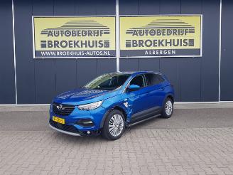 Schadeauto Opel Grandland 1.2 Turbo Innovation AUTOMATIC 2019/5
