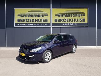 Auto incidentate Peugeot 308 SW 1.6 BlueHDI Blue Lease Executive 2014/7