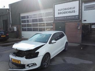 Dezmembrări autoturisme Volkswagen Polo Polo V (6R), Hatchback, 2009 / 2017 1.0 12V BlueMotion Technology 2014/7