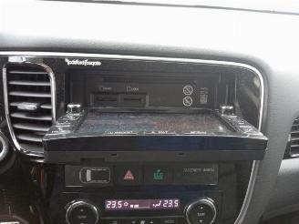 Mitsubishi Outlander Outlander (GF/GG), SUV, 2012 / 2022 2.0 16V PHEV 4x4 picture 31