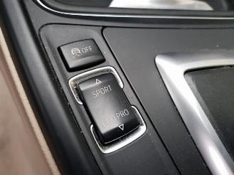 BMW 3-serie 320i xDrive High Executive picture 30