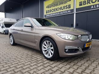 BMW 3-serie 320i xDrive High Executive picture 6