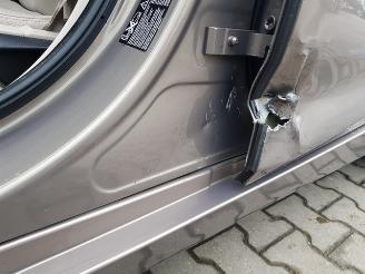 BMW 3-serie 320i xDrive High Executive picture 12